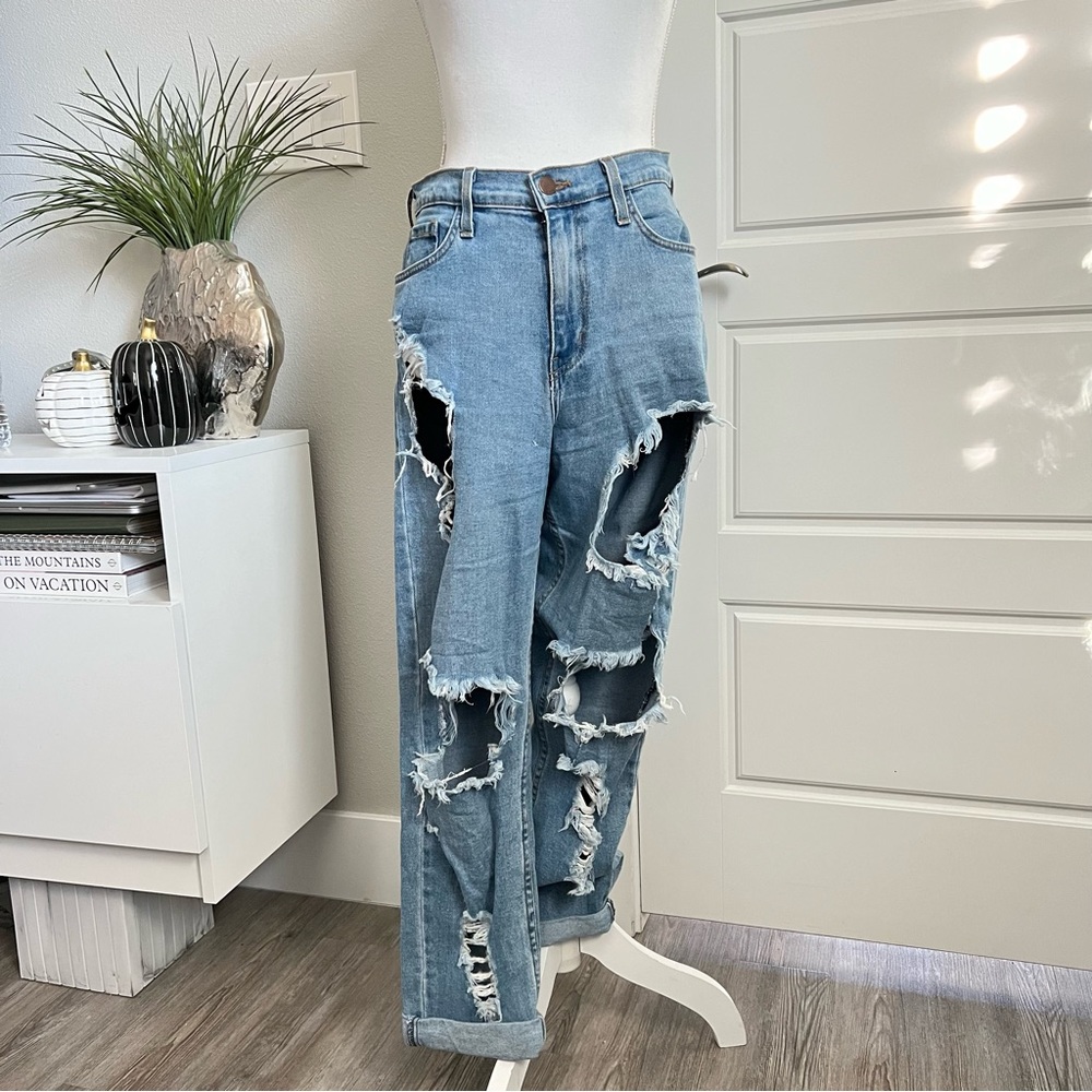 High Waisted Distressed Boyfriend Jeans